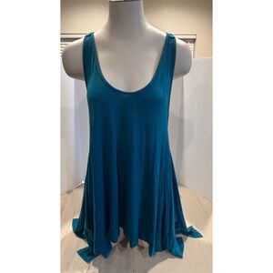 Shyanne Turquoise Crochet Lace Back Sharkbite Hem Tank Top Size M NWT